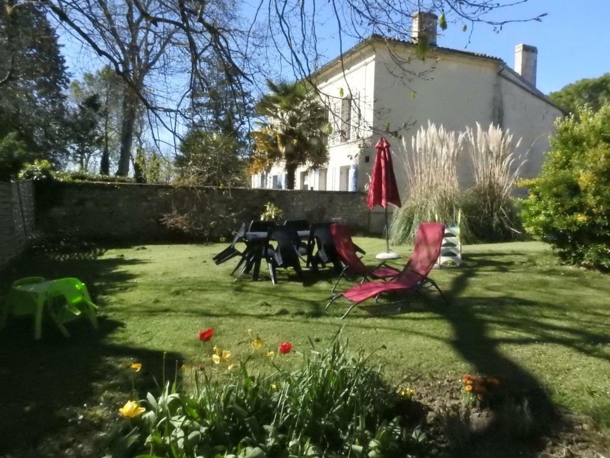 Allas-Bocage Les Demeures De La Laigne Bed & Breakfast エクステリア 写真