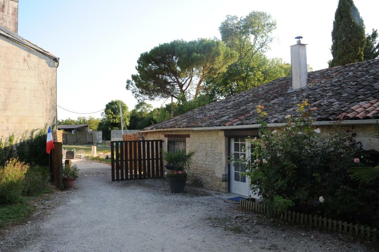 Allas-Bocage Les Demeures De La Laigne Bed & Breakfast エクステリア 写真